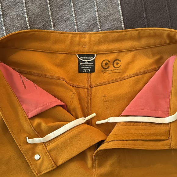 Curious Creatures Ramble Scramble Short - Picture 4 of 4